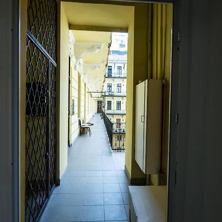 Brand New Studio With Aircon In The Center Budapest Ngoại thất bức ảnh