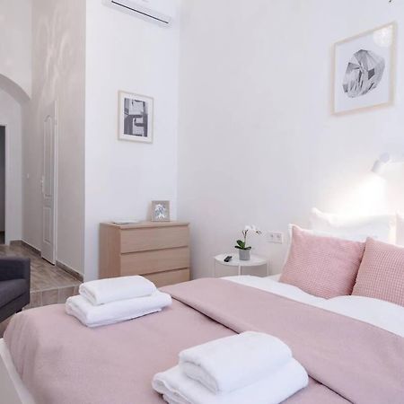 Brand New Studio With Aircon In The Center Budapest Ngoại thất bức ảnh